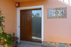 https://www.confortta.com/images/galeria/imatges/portes/porta-entrada-pvc-veka-roure-daurat-corbera-llobregat.jpg