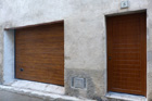 https://www.confortta.com/images/galeria/imatges/portes/porta-entrada-pvc-veka-softline-porta-seccional-imitacio-fusta-camprodon.jpg